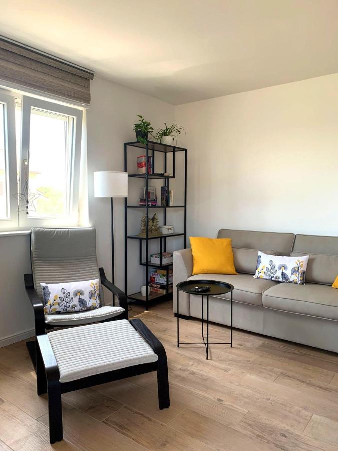 Ulike I Pini Apartment Pula Bagian luar foto