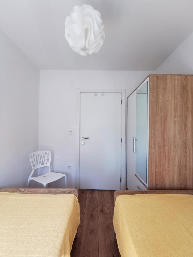 Ulike I Pini Apartment Pula Bagian luar foto